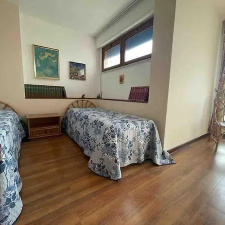 La Scalinatella Di Mondello *